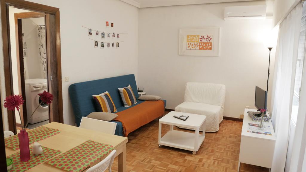 Apartamentos Callecultura มาดริด ภายนอก รูปภาพ